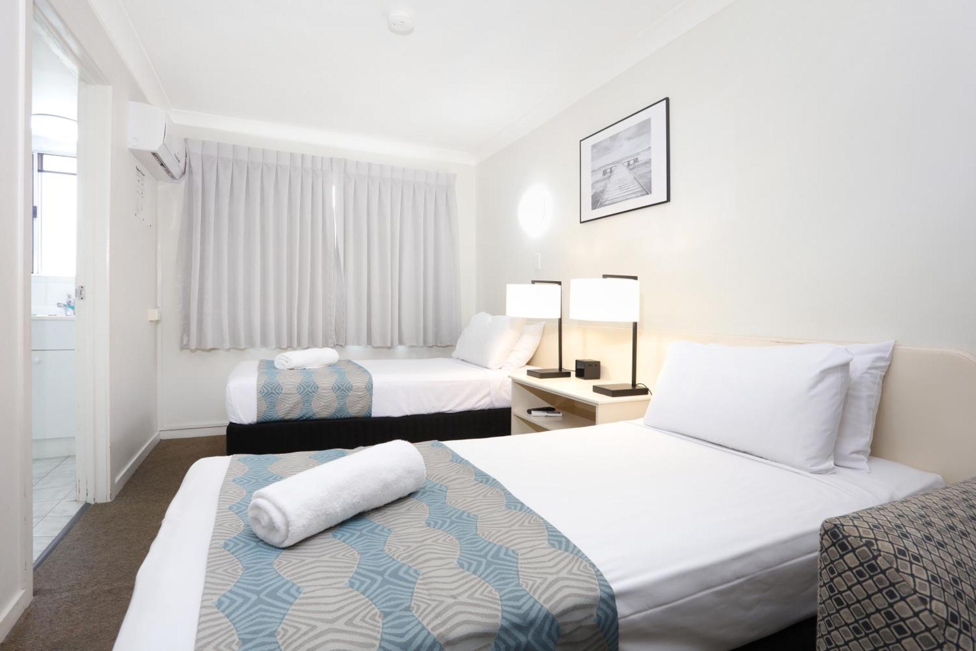 Southport Motel & Apartments Gold Coast Bagian luar foto