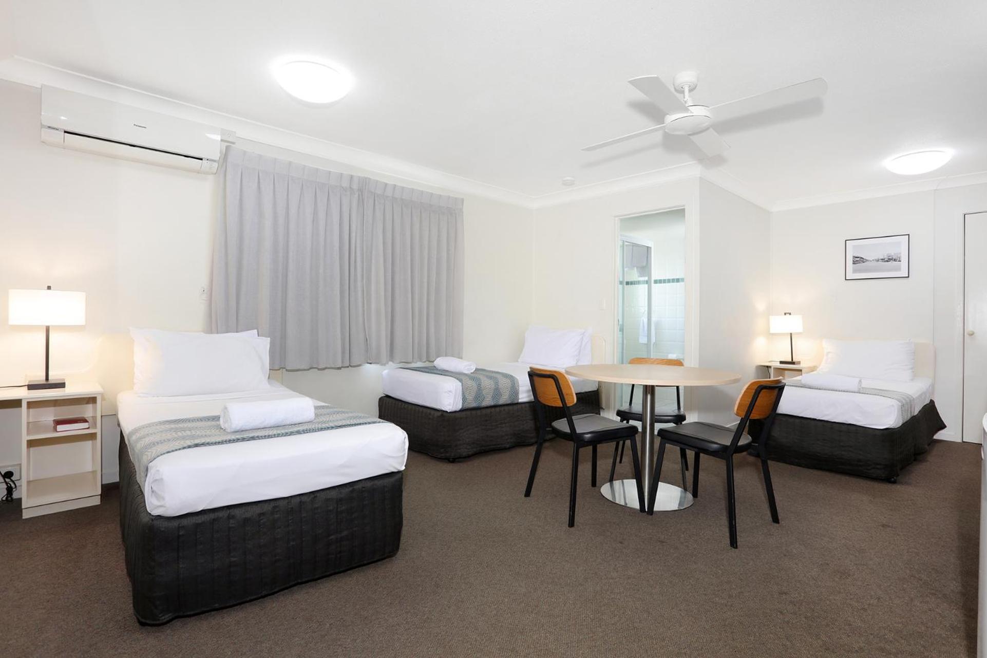 Southport Motel & Apartments Gold Coast Bagian luar foto