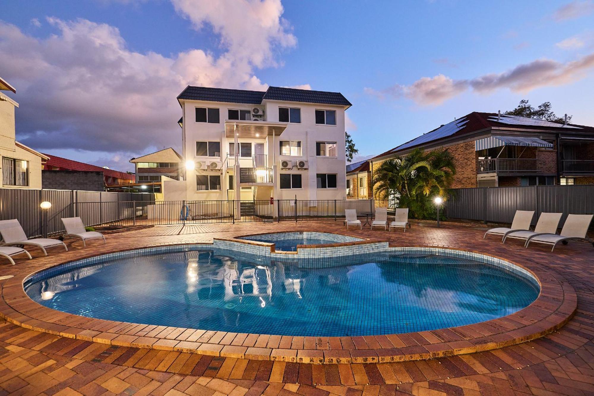 Southport Motel & Apartments Gold Coast Bagian luar foto