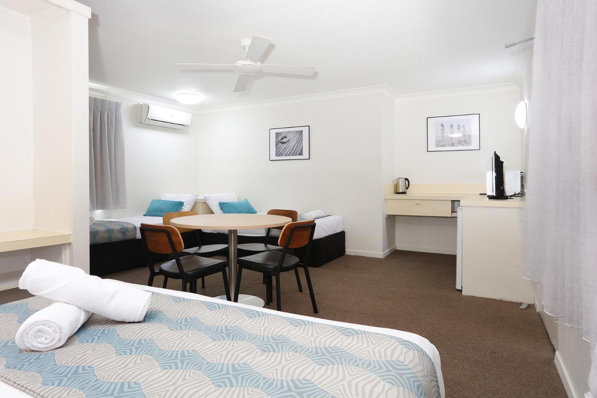 Southport Motel & Apartments Gold Coast Bagian luar foto
